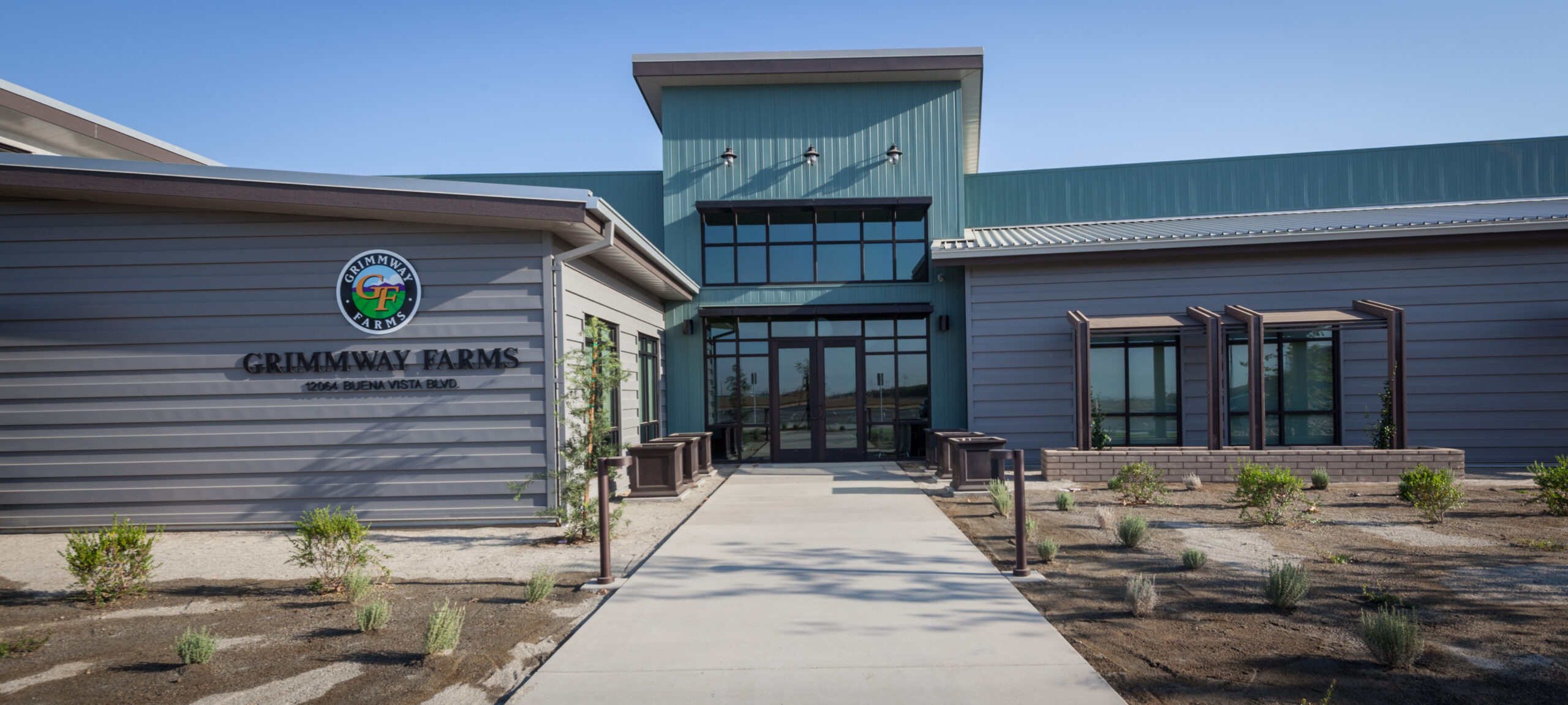 GrimmwayFarms_RobRijnenPhotography_ShellBeach-1