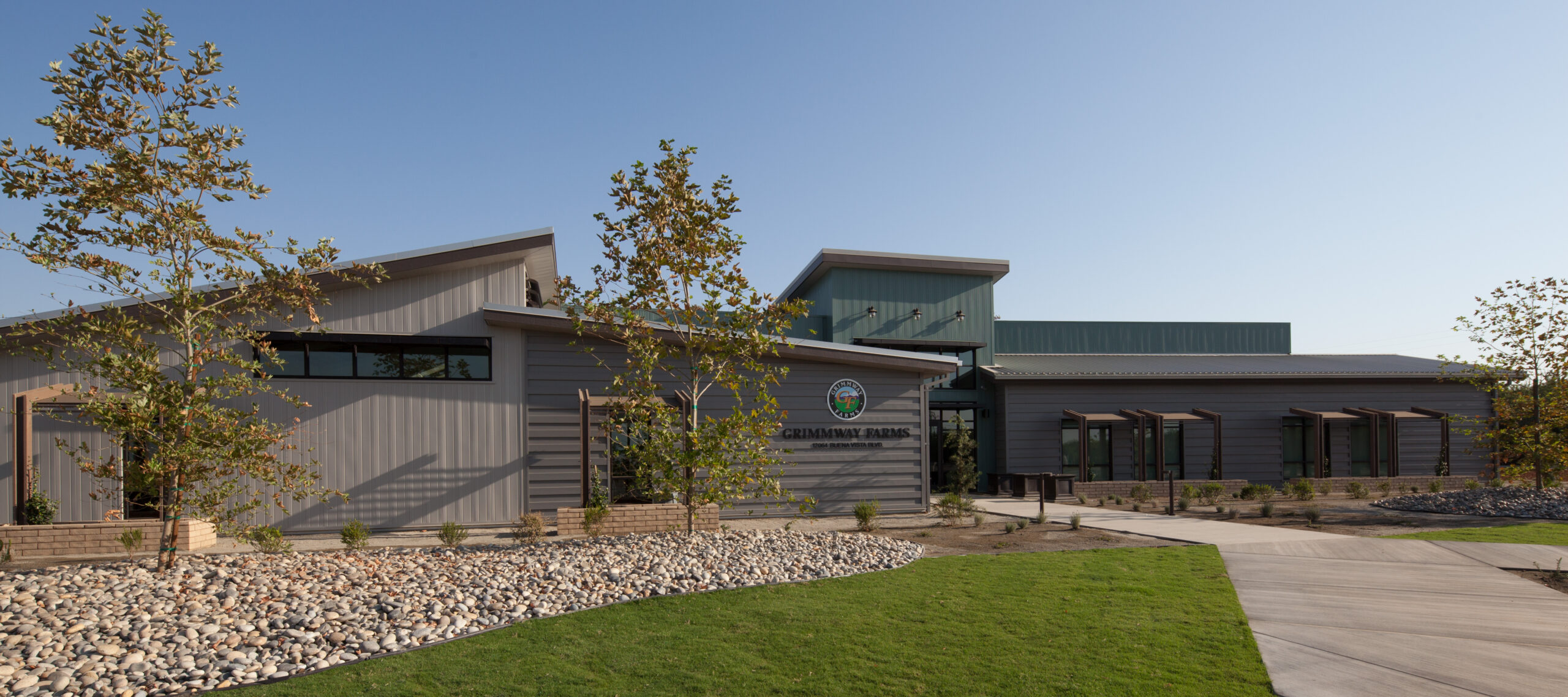 GrimmwayFarms_RobRijnenPhotography_ShellBeach-3